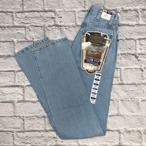 0x34 Women’s Cowboy cut Wrangler jeans